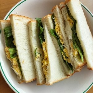 玉子たっぷり、バターなしの朝食サンドイッチ